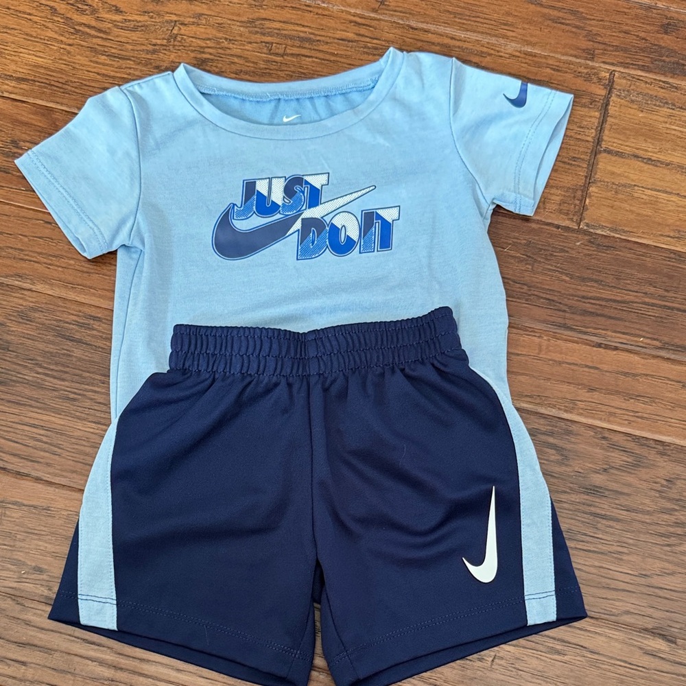 Nike Dri-Fit Light Blue and Navy Toddler Set - 18M
